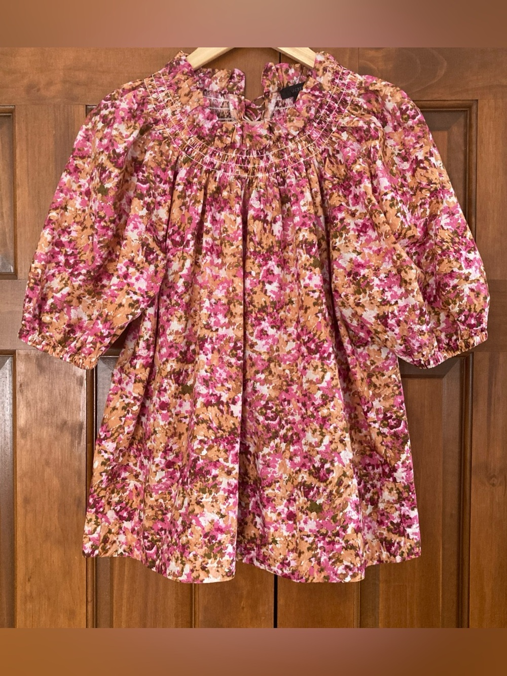 J. Crew Pink and Tan Floral Smocked Yoke puff sleeves Blouse top women’s medium
